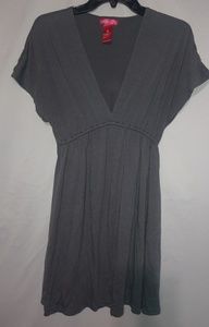 Mix & Co. S V-neck T-Shirt Dress in Slate Gray